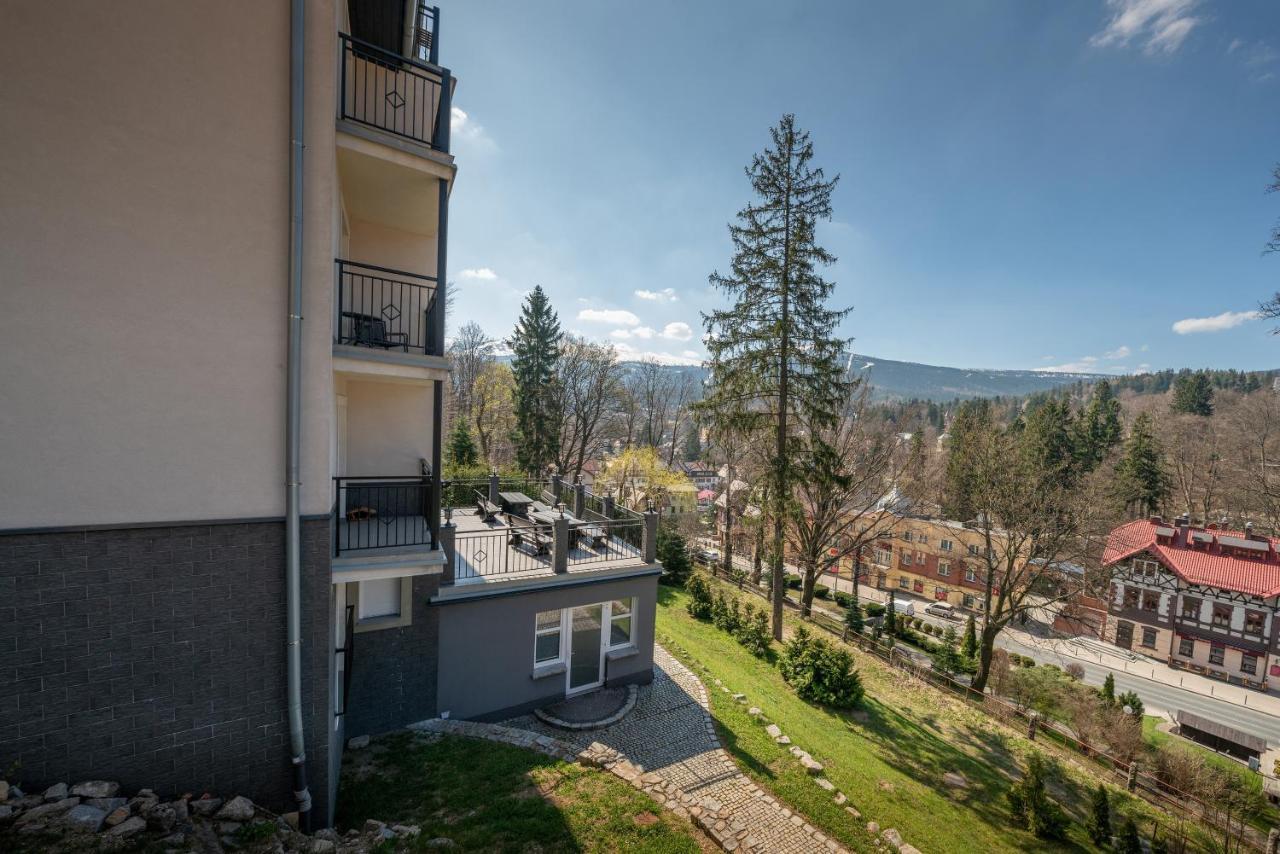 Rentplanet - Apartamenty Pstrowskiego Szklarska Poreba Exterior photo